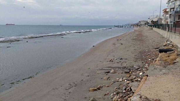 Foto - Tekirdağ'da deniz 15 metre çekildi! Kral yolu göründü