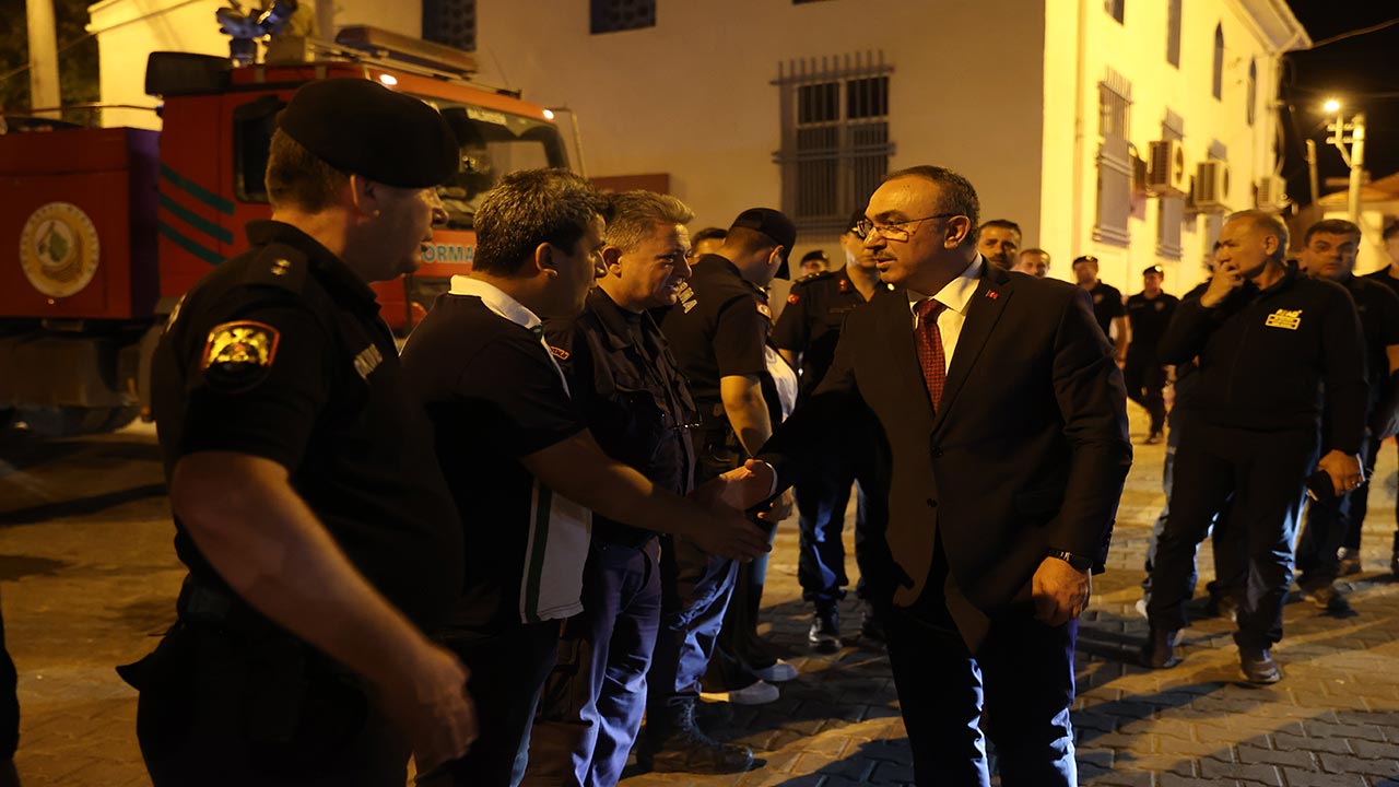 Foto - Tekirdağ’da korkutan yangın! Alevler ormandan yerleşim alanına yaklaşıyor