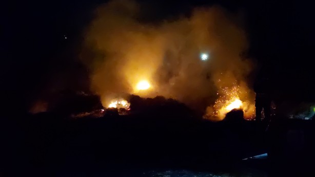 Foto - Tekirdağ'da tır ve anız yangını