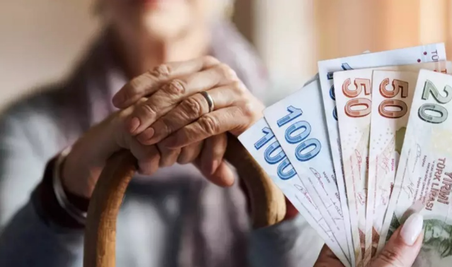 Foto - Teklif TBMM’de kabul edildi! Emekliye 4 bin TL