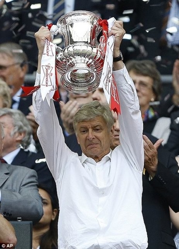 Foto - Teknik direktörlerin gençlik halleri