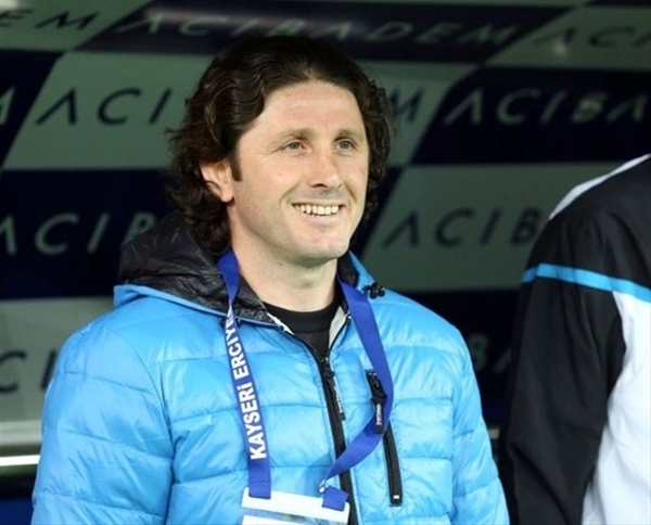 Foto - Teknik direktörlerin gençlik halleri