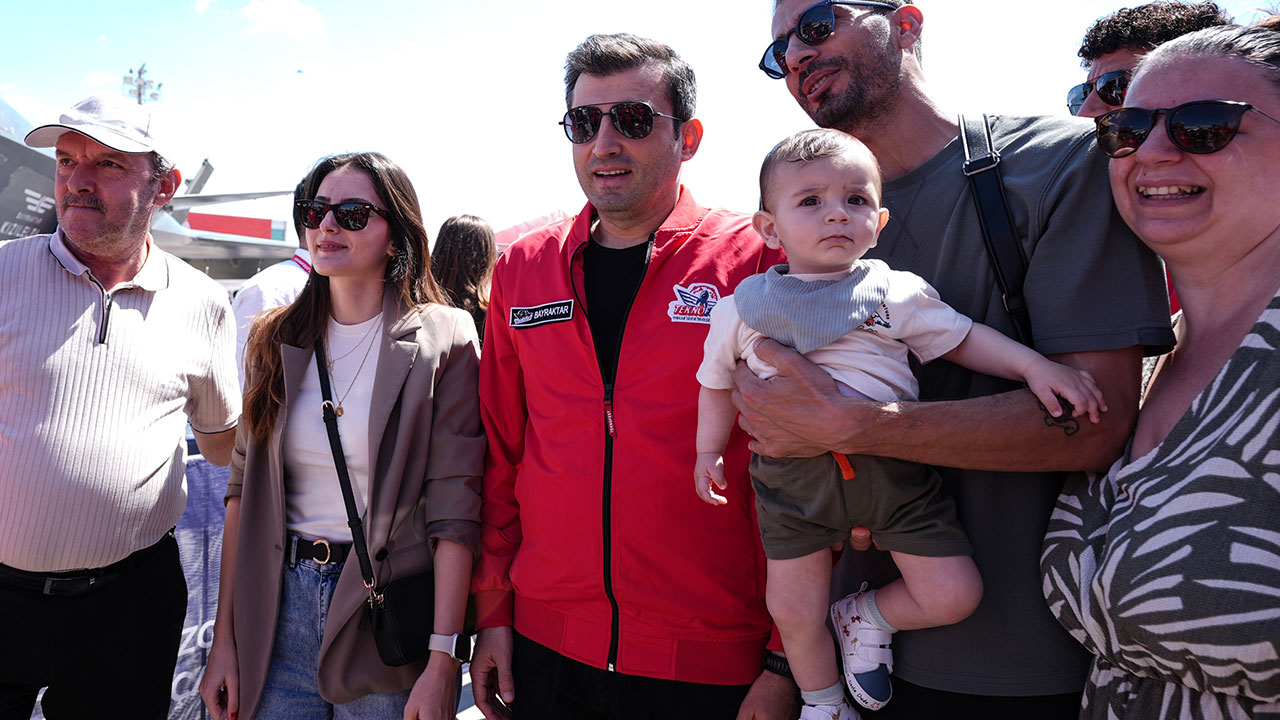 Foto - ‘TEKNOFEST çağdışı’ demişti! Heykelci laik kadın bu rakamı duymasın