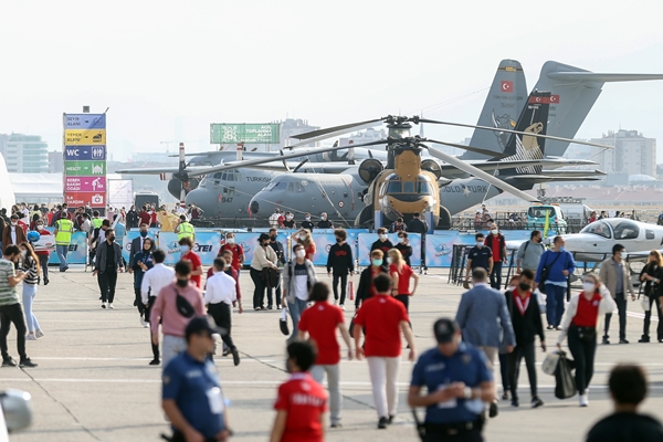 Foto - TEKNOFEST coşkusu Bayraktar'ın bu sözleriyle başladı: Dönmek yok