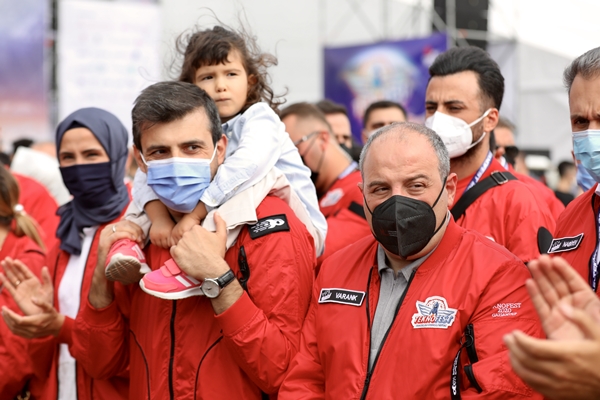 Foto - TEKNOFEST coşkusu Bayraktar'ın bu sözleriyle başladı: Dönmek yok