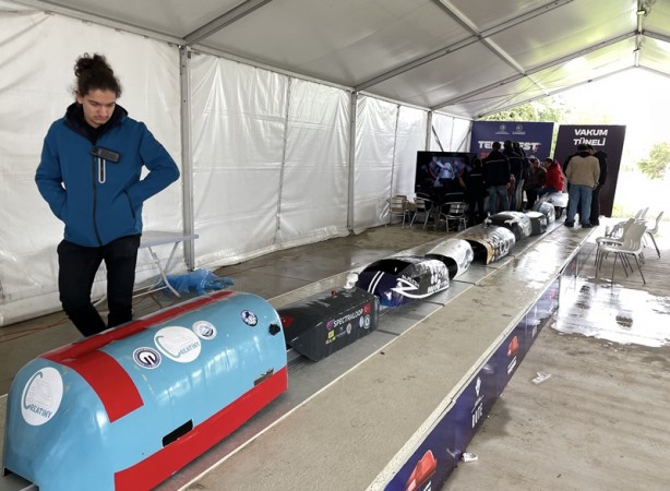 TEKNOFEST Hyperloop Geliştirme Yarışması sürüyor