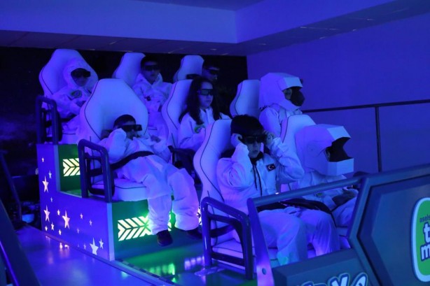 Foto - TEKNOFEST kime ne mi katıyor? Emin Çapa şu çocuklar kadar olamadı