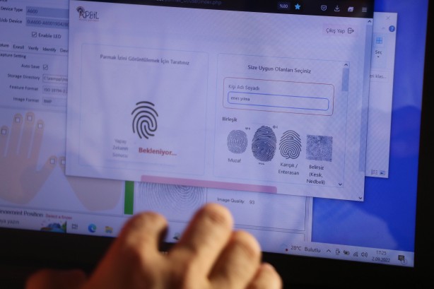 Foto - TEKNOFEST öğrencilerinden büyük başarı! Parmak izinden öğrenme karnesi çıkardılar