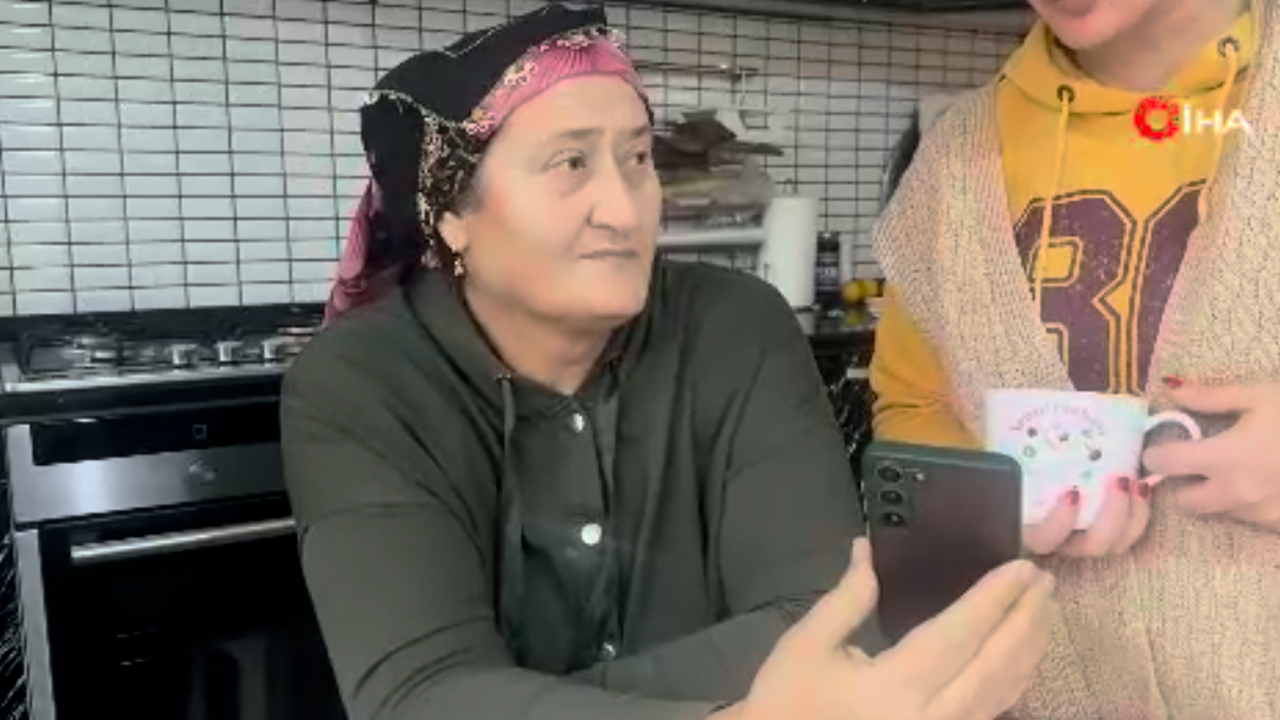 Foto - Teknoloji çağına ev hanımları da ayak uyduruyor! Her gün yapay zekaya bakın ne soruyor