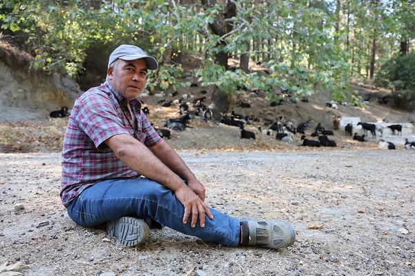 Foto - Teknoloji gelişti maharetler kaybedildi! Keçiler onu meteoroloji uzmanı yaptı