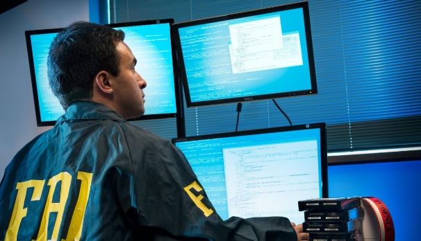 Foto - Teknoloji ne kadar güvenli? FBI’dan korkutan itiraf!