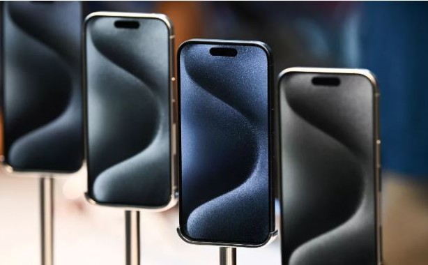 Foto - Teknoloji savaşları Apple'a yaramadı! iPhone satışları çakıldı