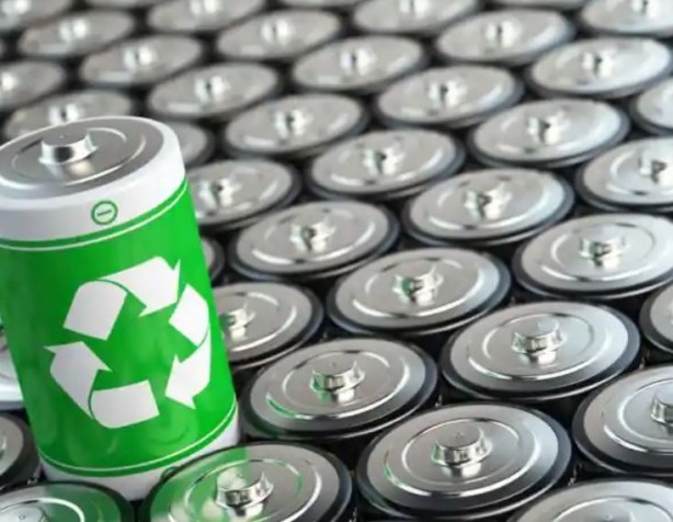 Foto - Teknolojik gelişim baş döndürüyor! Saniyeler içinde şarj olan batarya ürettiler