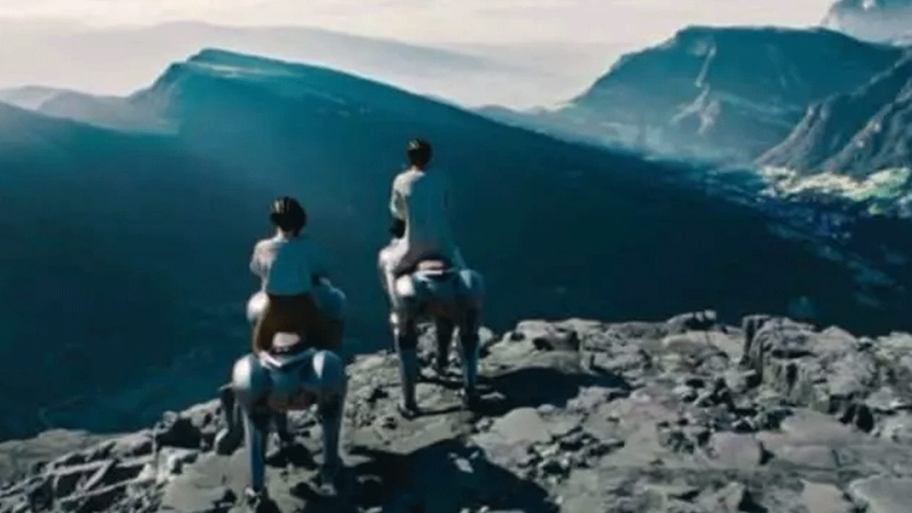 Foto - Teknolojinin geldiği son nokta: Üstüne binilen robot yaptılar!