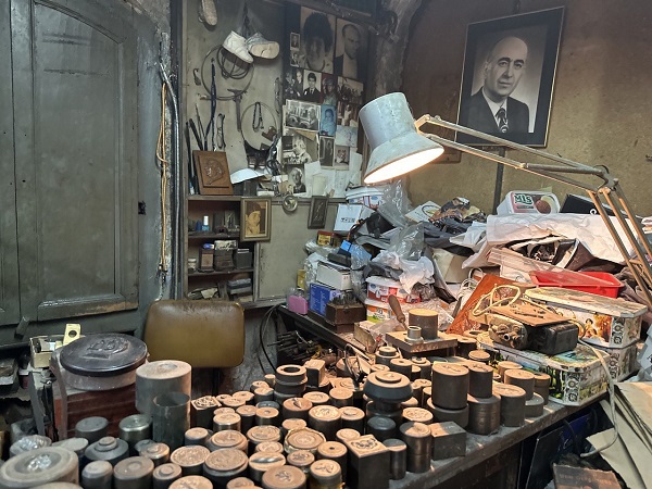 Foto - Teknolojiye direniyor! Bu mesleği yapanı bulmak çok zor