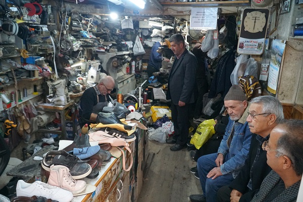 Foto - Teknolojiye karşı böyle ayakta duruyorlar! 