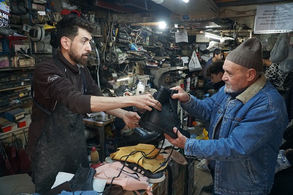 Foto - Teknolojiye karşı böyle ayakta duruyorlar! 