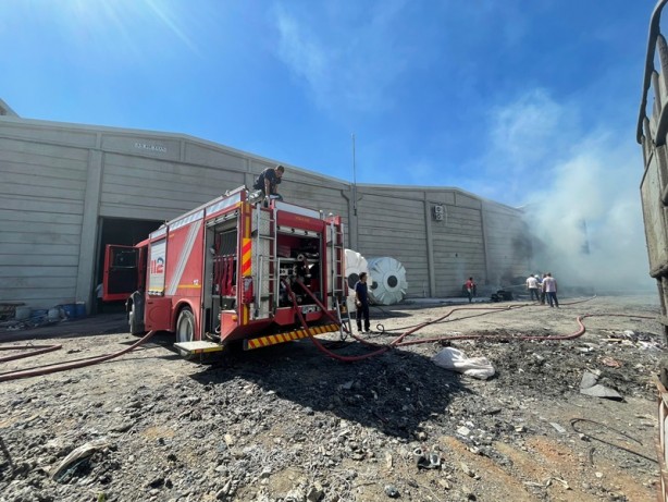 Foto - Tekstil fabrikasında yangın