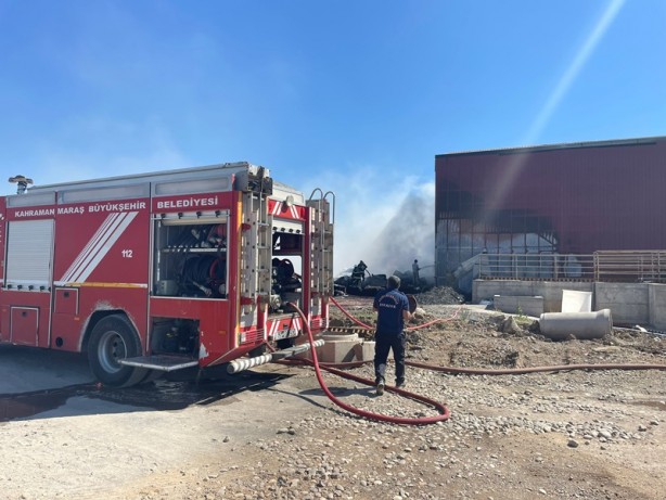 Foto - Tekstil fabrikasında yangın