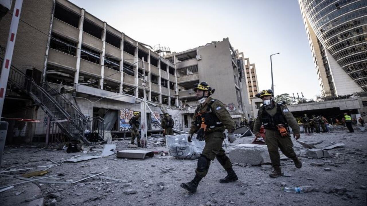 Foto - Tel Aviv Gazze'ye döndü! İran'ın İsrail'e saldırısından ilk kareler.... 
