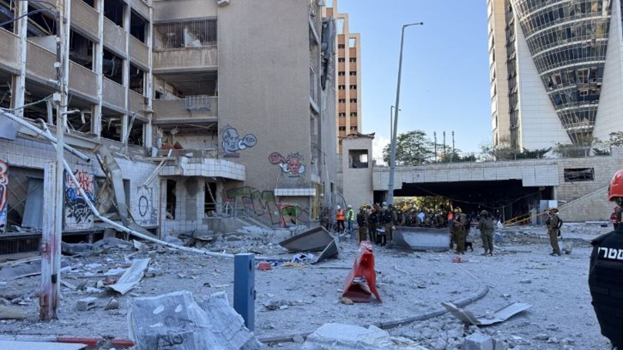 Foto - Tel Aviv Gazze'ye döndü! İran'ın İsrail'e saldırısından ilk kareler.... 