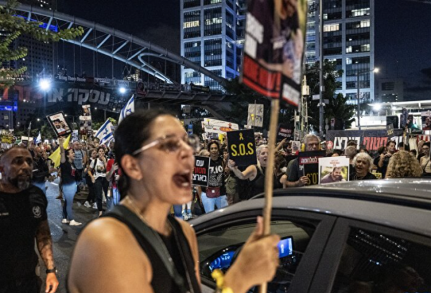 Foto - Tel Aviv'de dev protesto! vatandaşlar sokaklara döküldü