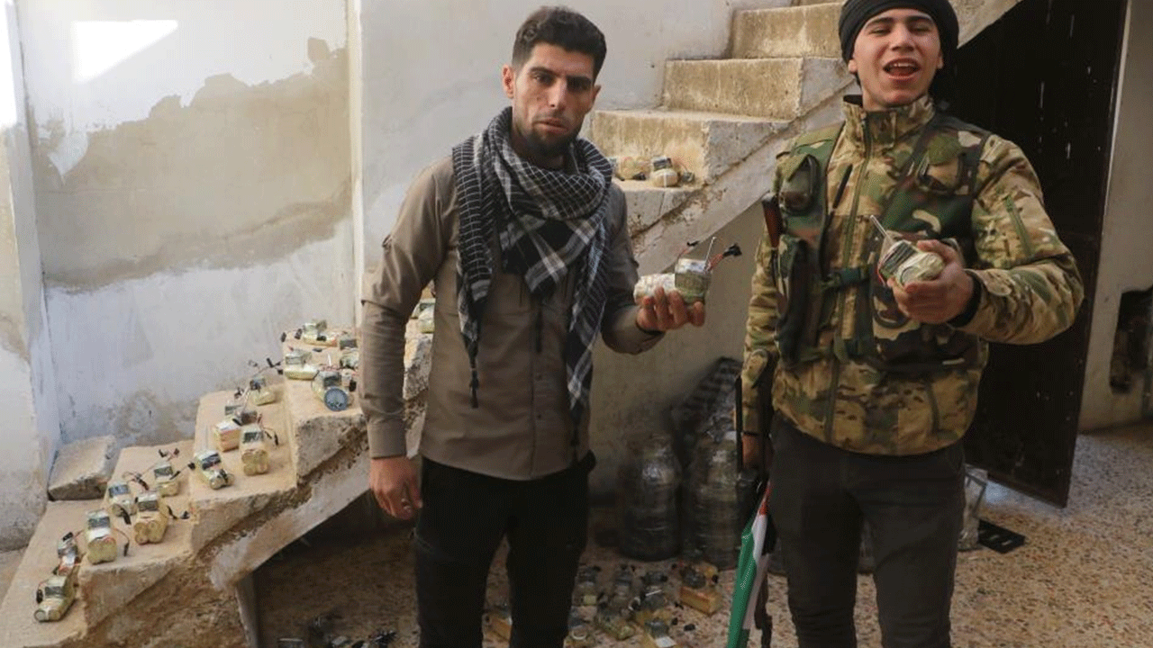 Foto - Tel Rıfat temizlenince ele geçirildi! İşte YPG'li teröristlerden geriye kalanlar!