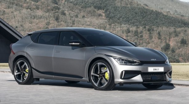 Foto - Telefon gibi araba 2025 Kia EV6 tanıtıldı