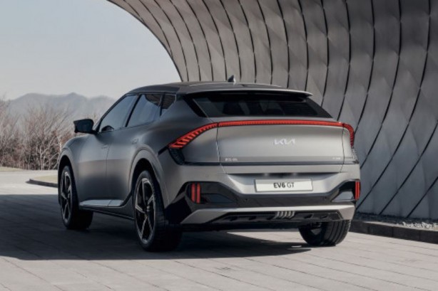 Foto - Telefon gibi araba 2025 Kia EV6 tanıtıldı