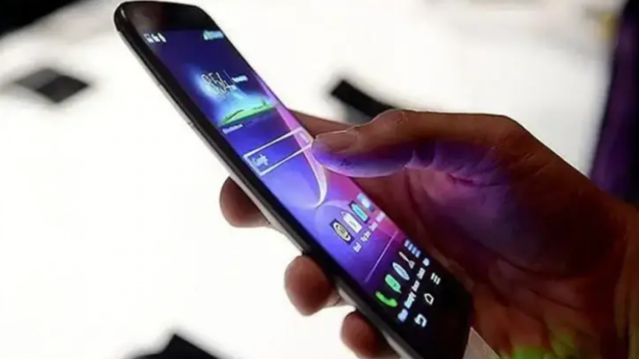 Telefon sahipleri dikkat: 2 gün sonra kullanamayacaksınız