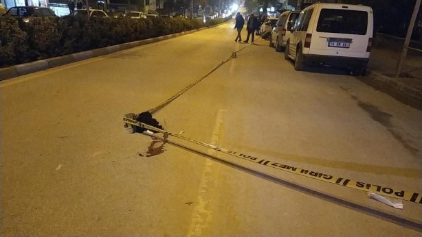 Foto - Telefonla konuştu, sinir krizi geçirip kendini vurdu