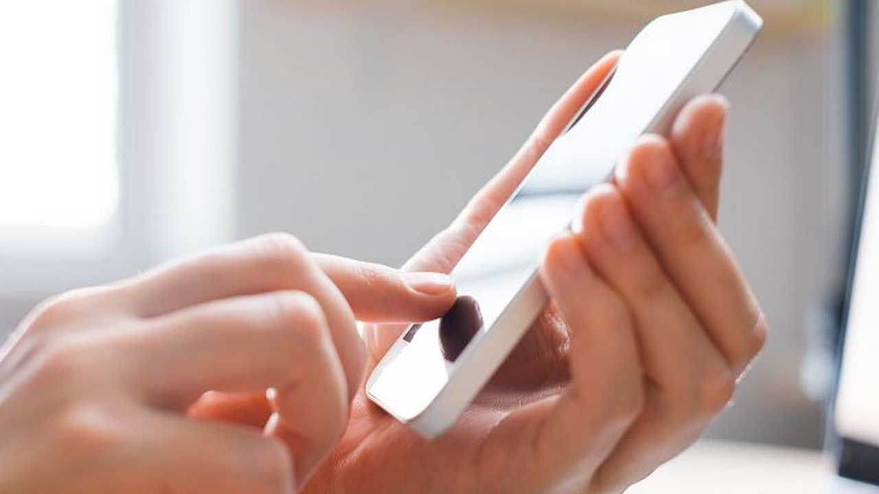 Foto - Telefonla tuvalete girenler hapı yuttu! Şoke eden çalışma: Risk, yüzde 50 artıyor