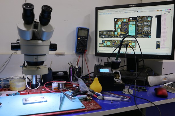 Foto - Telefonlarınızı sakın gece şarjda bırakmayın! Uzman isimden hayati uyarı geldi