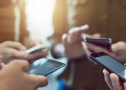 Foto - Telefonlarla ilgili beklenmedik karar devreye sokuldu! Yurtdışından telefon getirenler dikkat! Artık bu şart getirildi...