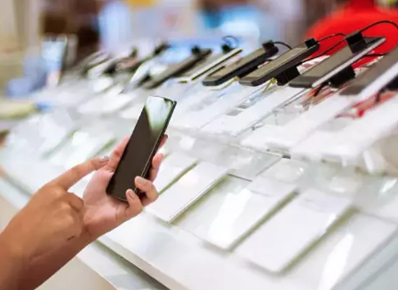 Foto - Telefonlarla ilgili beklenmedik karar devreye sokuldu! Yurtdışından telefon getirenler dikkat! Artık bu şart getirildi...