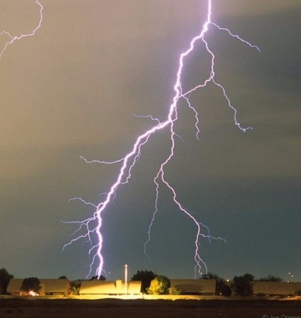 Foto - Telefonu gece şarjda bırakmak piline zarar verir mi? 