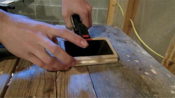 Foto - Telefonu için yaptığı şeye inanamayacaksınız!