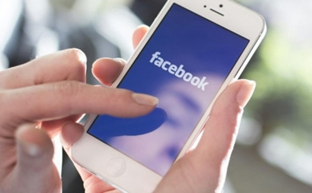 Foto - Telefonuna Facebook yükleyenler dikkat!