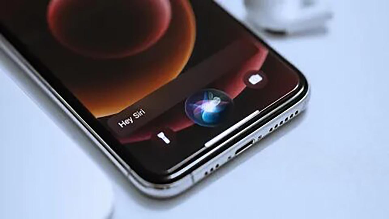 Foto - Telefonunda Siri olanlar dikkat! Teknoloji devi Apple’a savaş açıldı