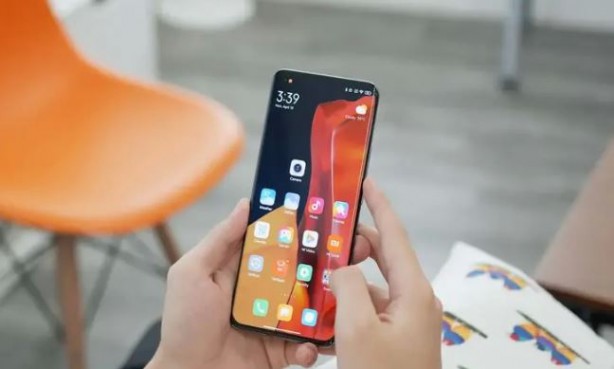 Foto - Telefonunuz dinleniyor mu? İşte anlamanın yolları