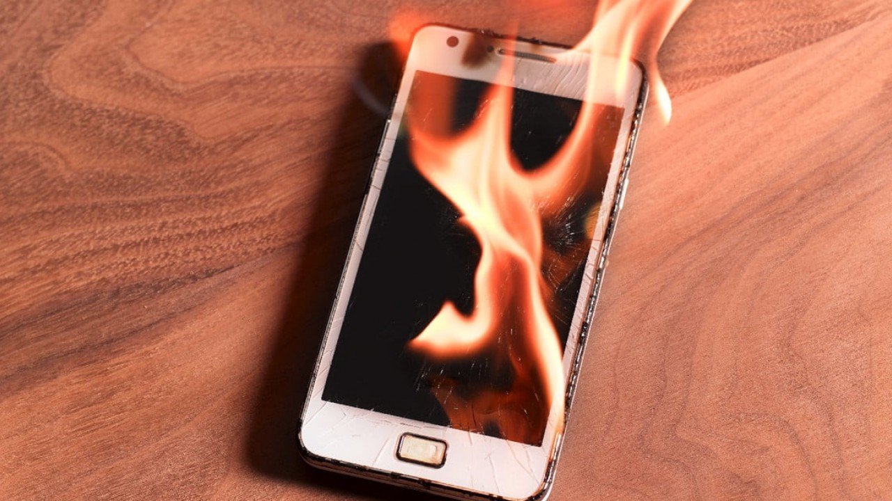 Foto - Telefonunuza bu oyunu indirip oynarsanız bataryası patlayabilir!