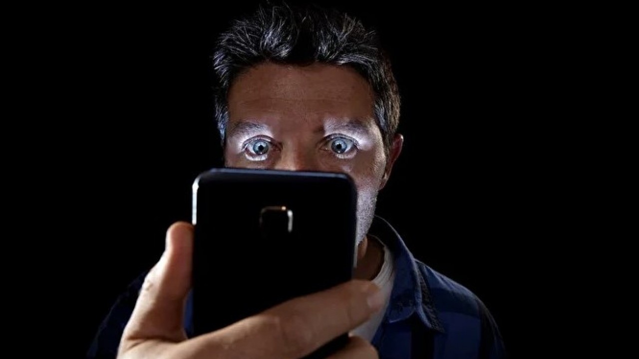 Foto - Telefonunuzda bu uygulamalar varsa dikkat! Banka hesabınızı boşaltabilir