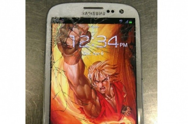 Foto - Telefonunuzun ekranı kırıldıysa...