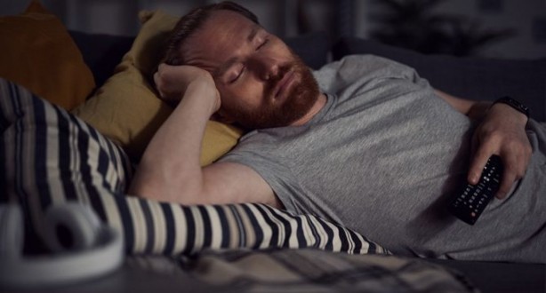 Foto - Televizyon karşısında uyumanın 5 tehlikesi