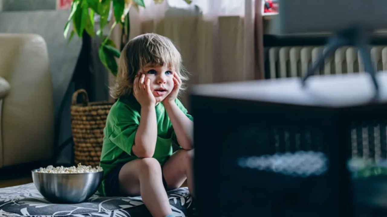 Foto - Televizyon ve telefon otizme yol açar! Uzman isim net konuştu! Dikkat çocukta bu belirtiler varsa…