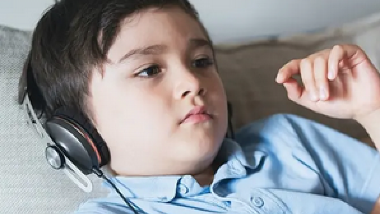 Foto - Televizyon ve telefon otizme yol açar! Uzman isim net konuştu! Dikkat çocukta bu belirtiler varsa…