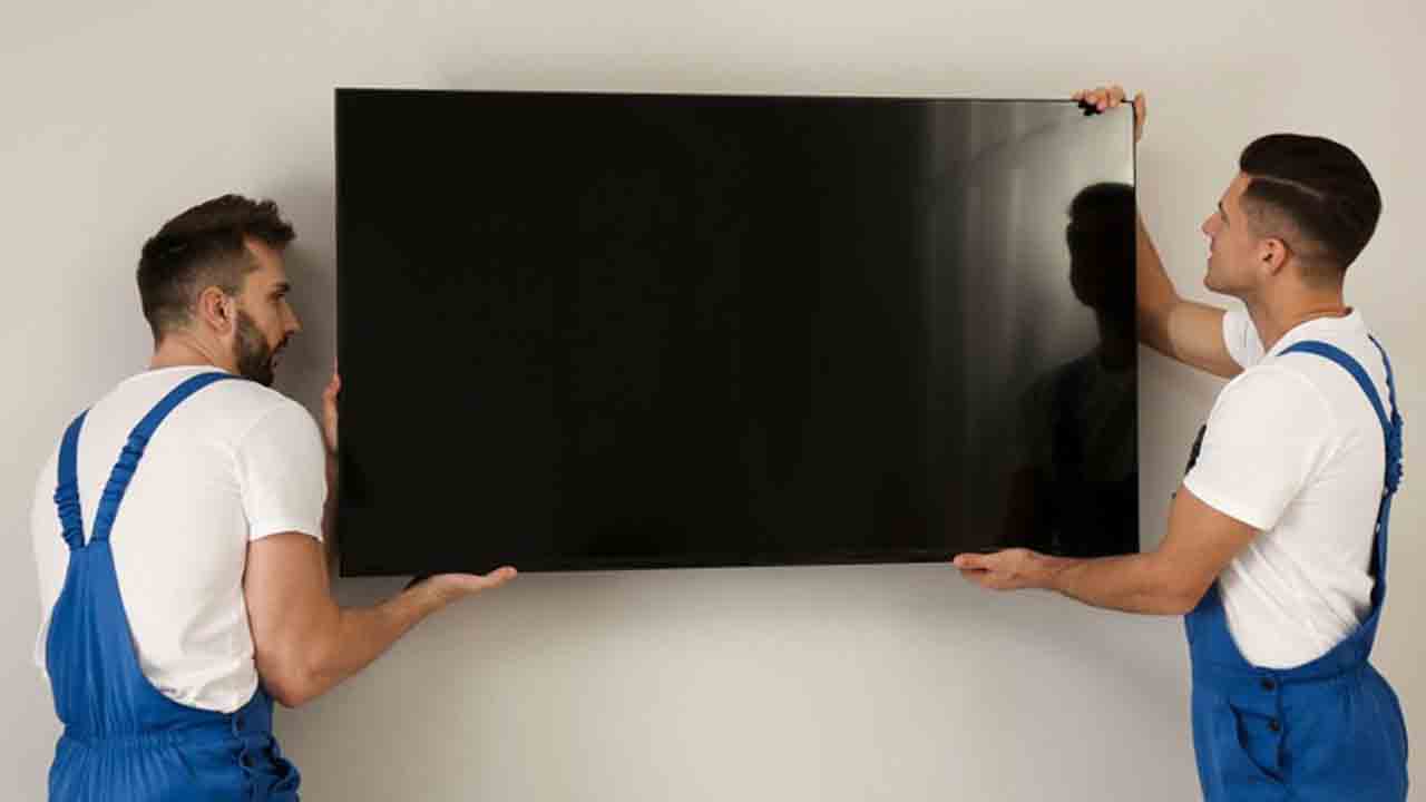 Televizyonu duvara asarken: Bu yaygın hatalardan kaçının