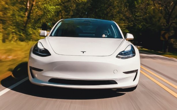 Foto - Telsa'nın uygun fiyatlı otomobili yalan oldu! Binlerce kişiyi işten atacaklar