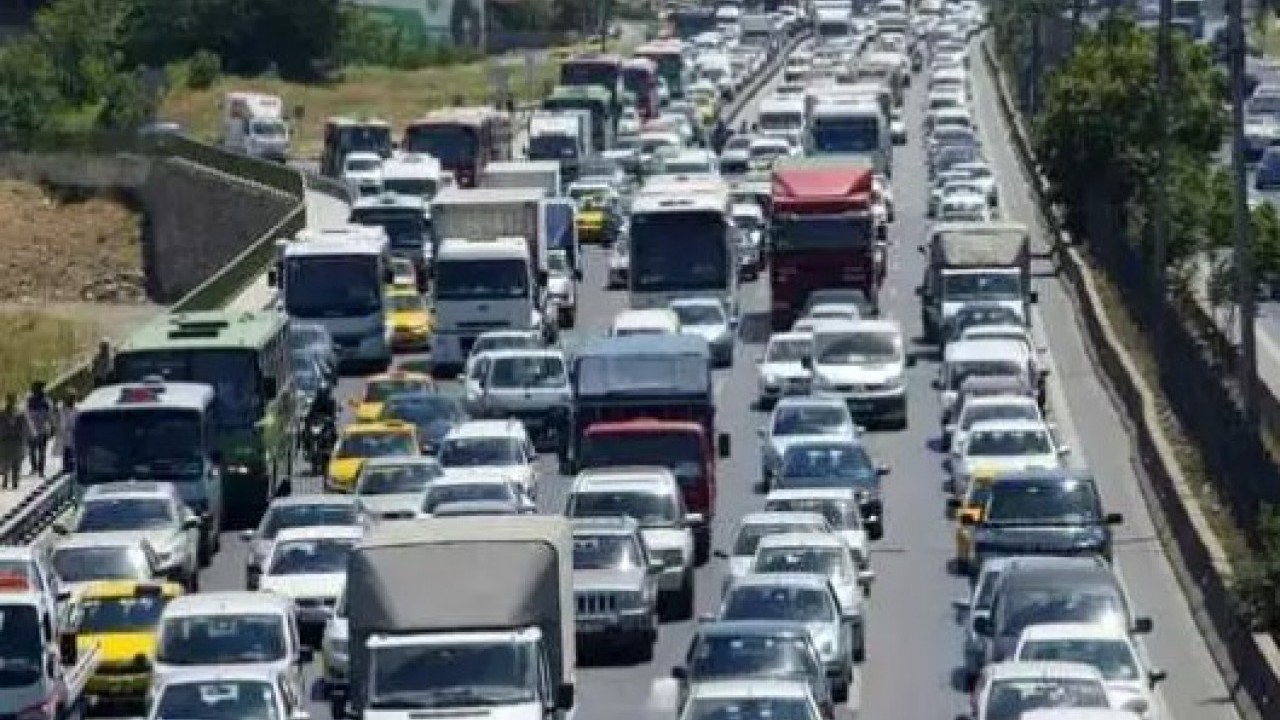 Foto - Tem Otoyolu İstanbul yönünü kullanacaklar dikkat!