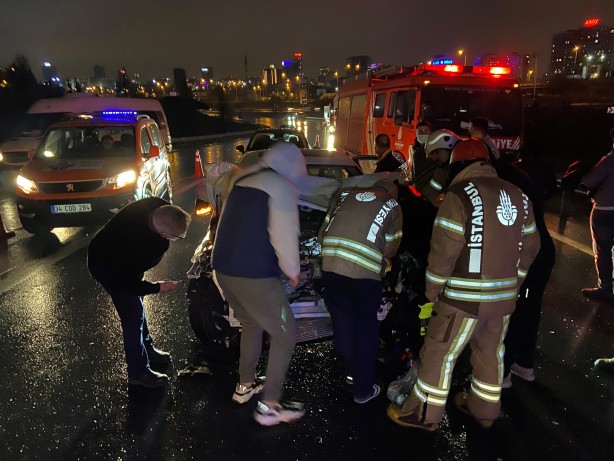 Foto - TEM Otoyolu'nda kaza, kaza getirdi!